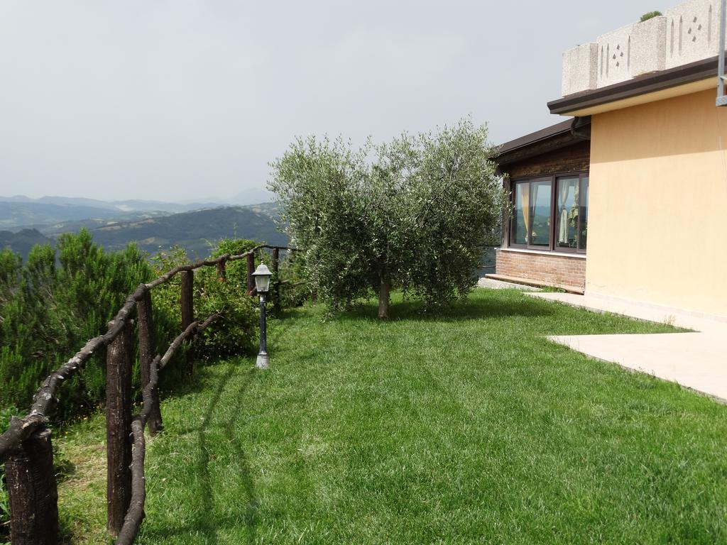 Agriturismo La Terrazza Valfabbrica Exteriör bild