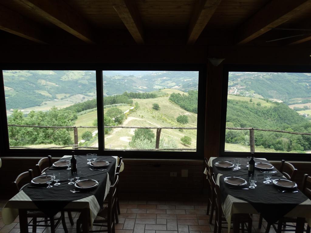 Agriturismo La Terrazza Valfabbrica Exteriör bild